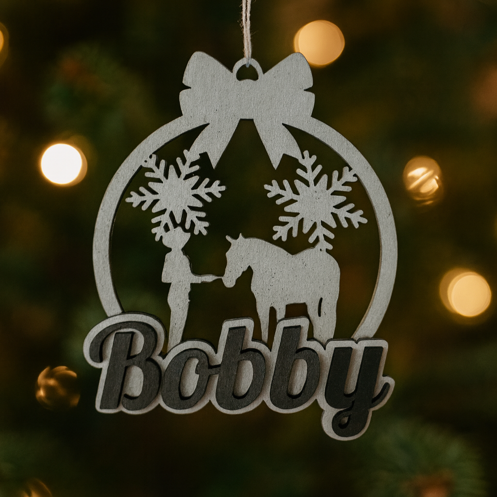 Personalisierter Weihnachtsbaumschmuck mit Pferdemotiv